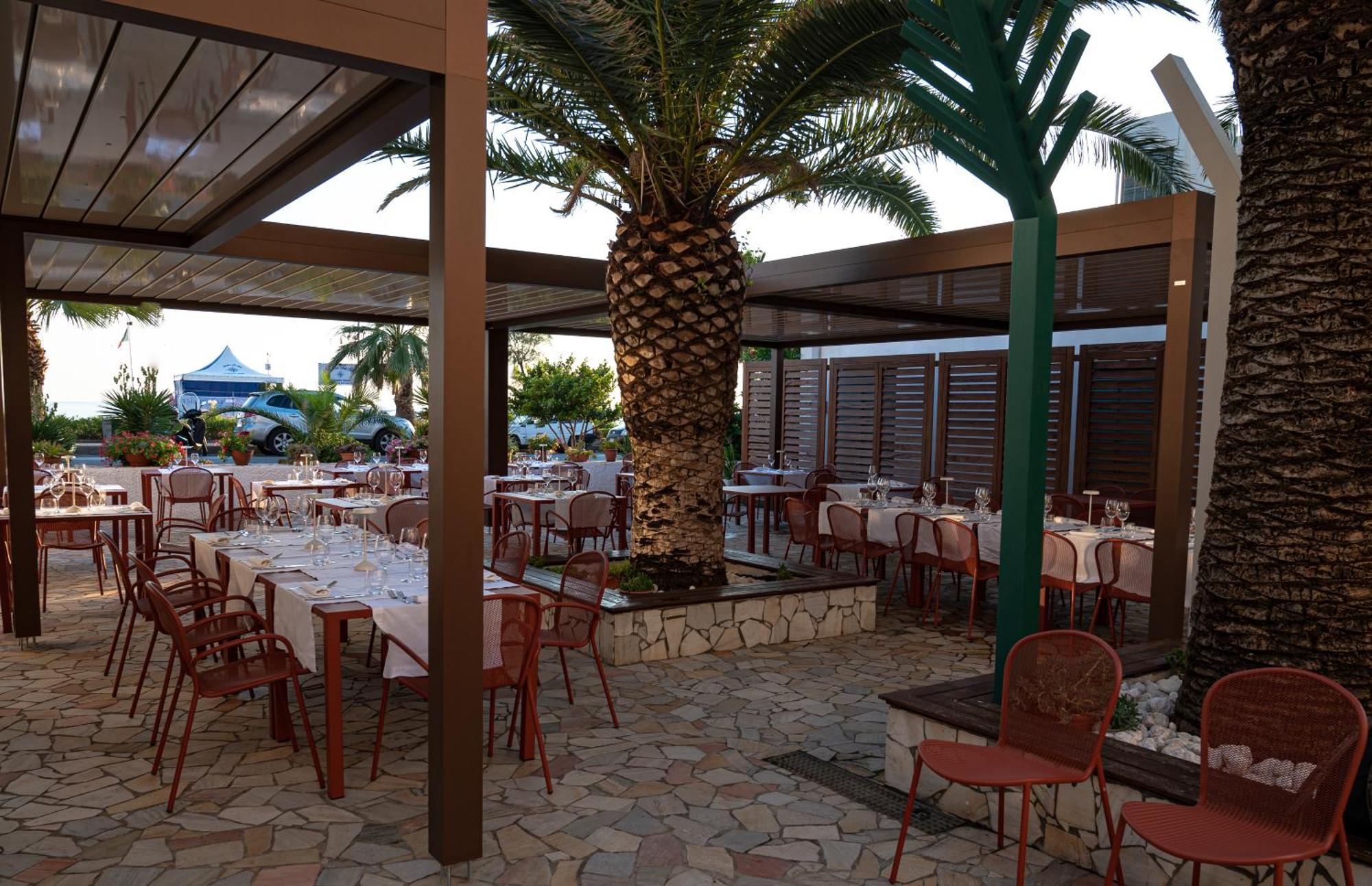 Hotel Garden Praia a Mare Exterior foto