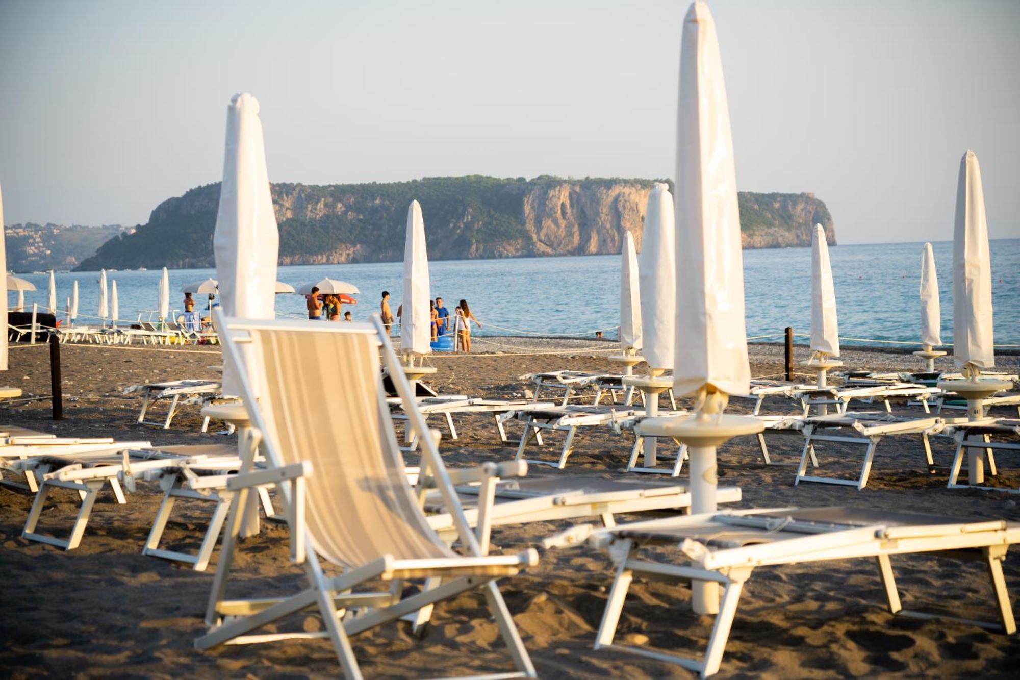Hotel Garden Praia a Mare Exterior foto